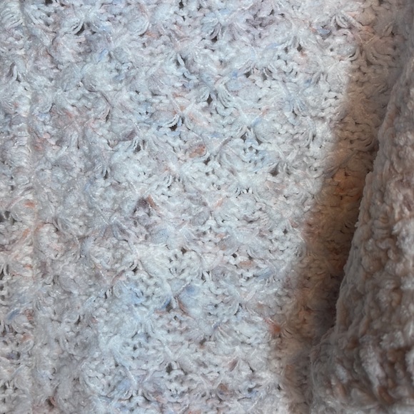 Chloe & Cyrus Tania V-Neck Sweater 🫶 - Picture 5 of 7